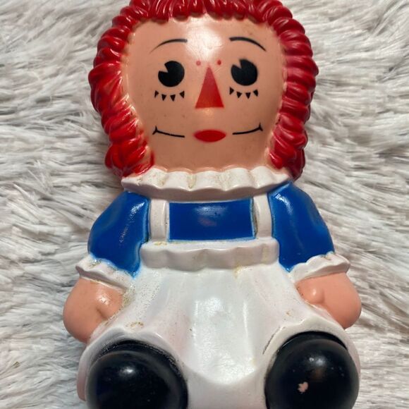 VINTAGE ANN RAGGEDY MONEY BANK - Picture 1 of 5